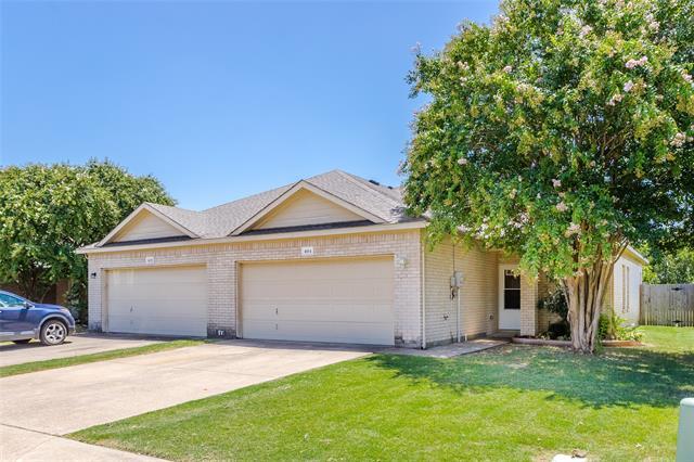 404 Blake Ln in Midlothian, TX - Building Photo