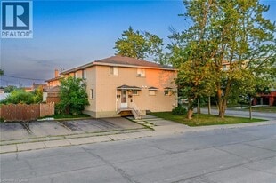 150 Hagar St in Welland, ON - Building Photo