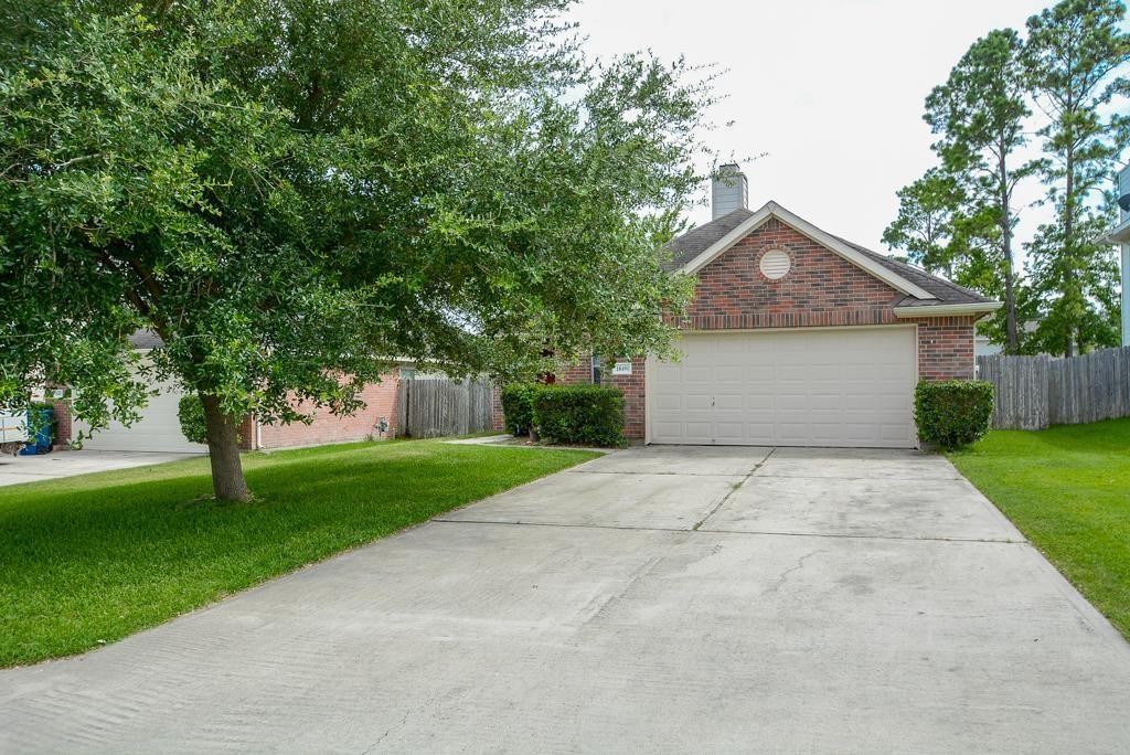 18491 Sunrise Pines Dr in Montgomery, TX - Building Photo