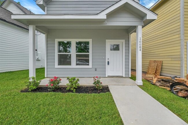 property at 16684 E Ivanhoe St