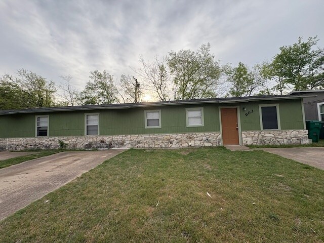 903 S 17th St in Copperas Cove, TX - Building Photo