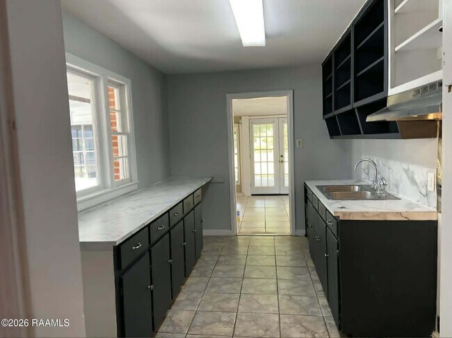 617 Chickasaw Dr in Opelousas, LA - Building Photo - Building Photo