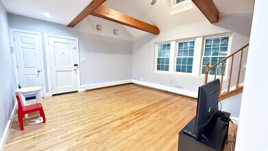 90 Boylston St in Newton, MA - Building Photo - Building Photo