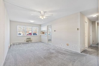 8776 Sieloff Dr in Hazelwood, MO - Building Photo - Building Photo