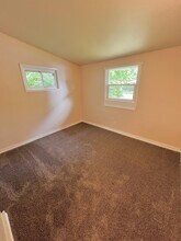 214 W Worley St in Columbia, MO - Building Photo - Building Photo