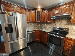1106 Wallace St in Philadelphia, PA - Building Photo - Building Photo