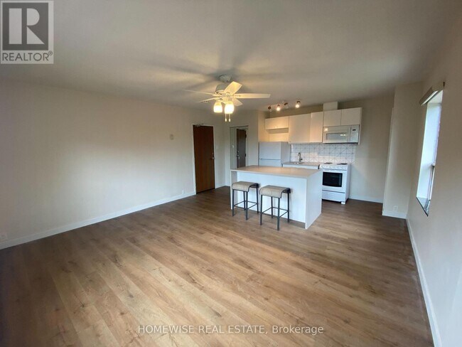 5-305 High Park Blvd in Toronto, ON - Building Photo - Building Photo