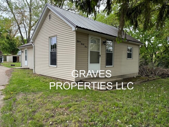 property at 1534 Lake St