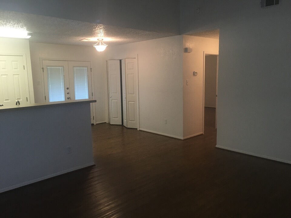 3608 Major St in Bryan, TX - Foto de edificio