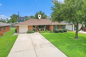 2306 Cheshire Ln in Houston, TX - Building Photo - Building Photo
