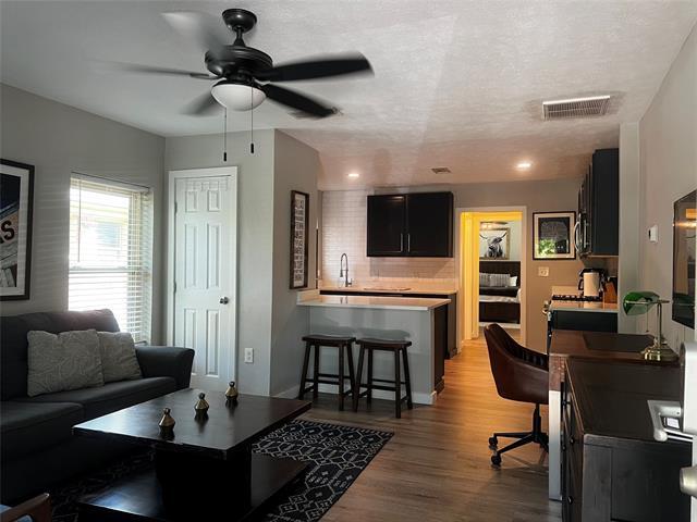 408 N Oak Cliff Blvd in Dallas, TX - Building Photo - Building Photo