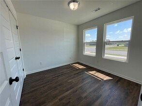 900 S Green Heron Ln in Siloam Springs, AR - Building Photo - Building Photo