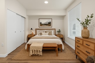 Fryar Flats Apartments in Sumner, WA - Building Photo - Building Photo