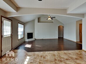 706 W Snider St in Ozark, MO - Building Photo - Building Photo