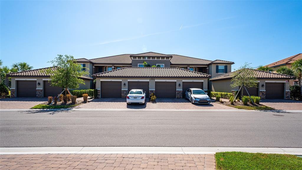 13816 Messina Loop in Bradenton, FL - Building Photo