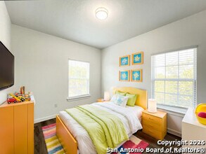 1307 Whispering Hills Dr in Canyon Lake, TX - Building Photo - Building Photo