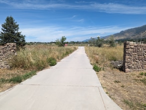 1267 W Burke Ln in Farmington, UT - Building Photo - Building Photo