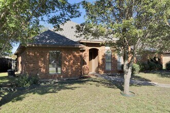 1413 Cumberland Trail in Plano, TX - Building Photo - Building Photo