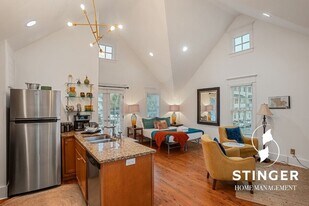 30 Harford in Beaufort, SC - Building Photo