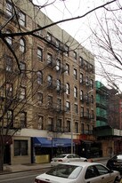 172 Thompson St in New York, NY - Building Photo
