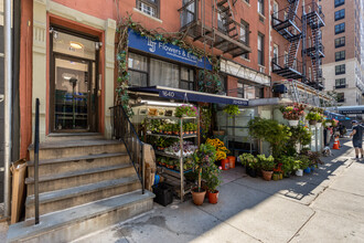 1638 York Ave in New York, NY - Foto de edificio - Building Photo