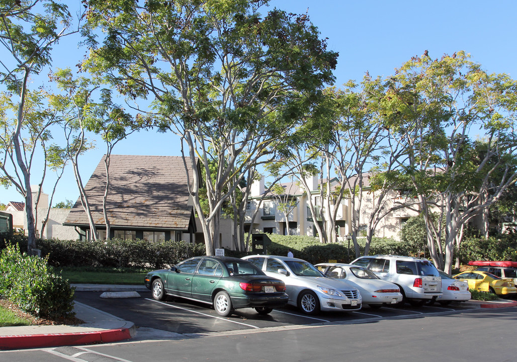 Woodlands North in La Jolla, CA - Building Photo