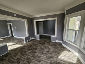 9208 Pierpont Ave in Cleveland, OH - Building Photo - Building Photo