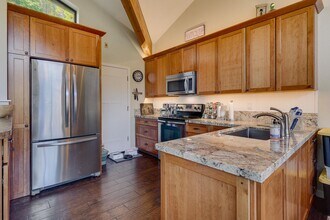 400 Fairview Blvd in Incline Village, NV - Building Photo - Building Photo