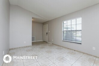 3321 Knightsbridge Rd in Orlando, FL - Foto de edificio - Building Photo