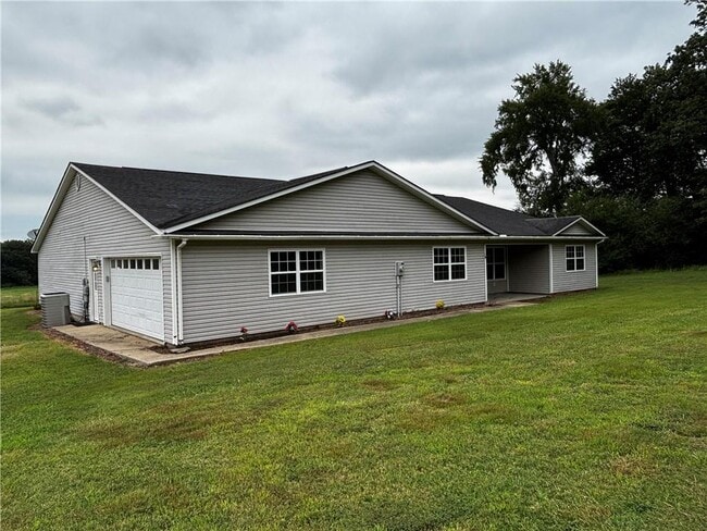 property at 1526 US-64