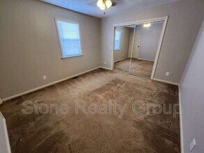 4822 Pine Ridge Ct in Terre Haute, IN - Building Photo - Building Photo