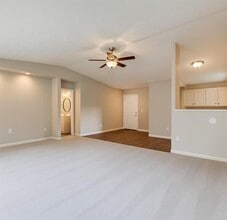 834 Live Oak St in Columbus, TX - Building Photo - Building Photo