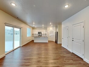 301 N Gibbons Ln in Saratoga Springs, UT - Building Photo - Building Photo