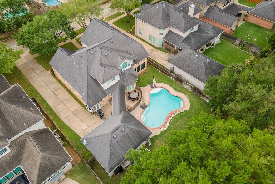 5311 Ashmore Park Dr, Unit 2 in Katy, TX - Building Photo