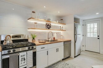 253 Main St in Dennis, MA - Building Photo - Building Photo