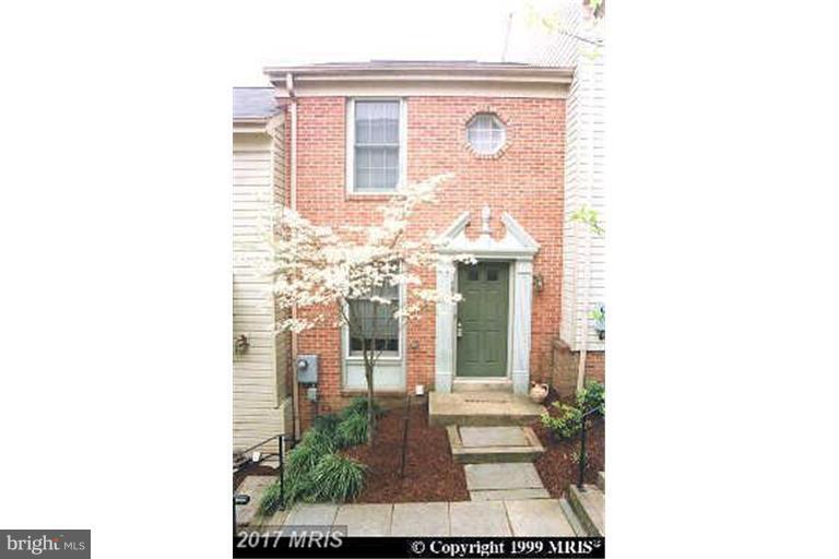 5046 9th St S in Arlington, VA - Building Photo