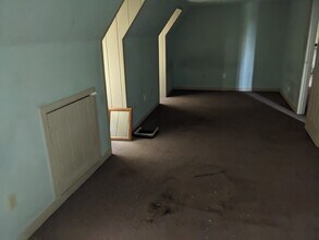 17 Turntable Jct, Unit 17 ttj in Flemington, NJ - Building Photo - Building Photo