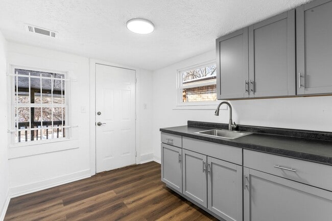 property at 3042 Greenwood Ave