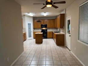 9141 Saratoga Rd in Fort Worth, TX - Building Photo - Building Photo