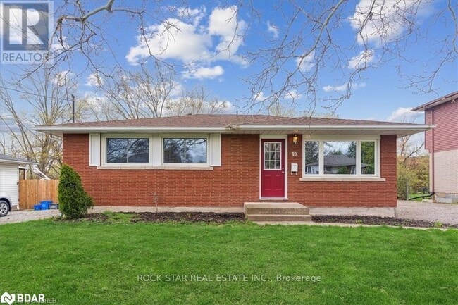 property at 10 Westdale Dr