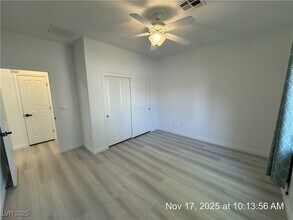 2335 Meteor Shower St in Henderson, NV - Building Photo - Building Photo