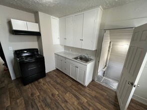 1854 W College Ave in Spokane, WA - Building Photo - Building Photo