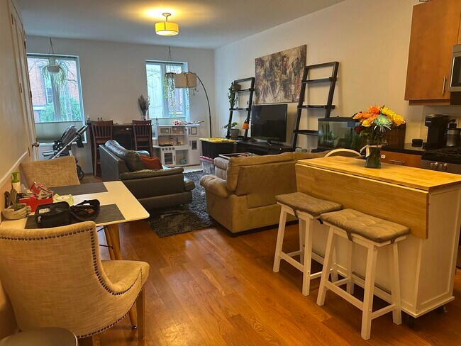 property at 322 8th St