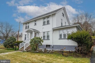 2612 Olyphant Ave in Scranton, PA - Building Photo - Building Photo
