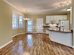 1105 Stonewater Dr in Raleigh, NC - Building Photo - Building Photo