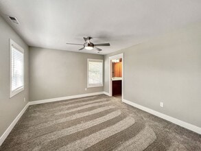 3018 Woodland St in Ames, IA - Building Photo - Building Photo