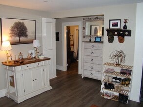 13 Back River Rd in Bedford, NH - Building Photo - Building Photo