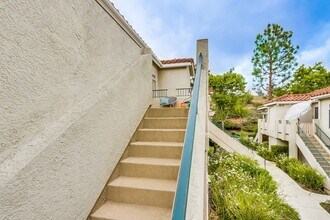110 Sandpiper Ln in Aliso Viejo, CA - Building Photo - Building Photo