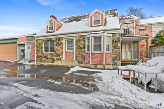 234 Linwood Ave in Fairfield, CT - Building Photo - Building Photo