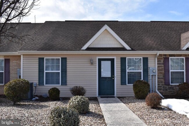 property at 2735 Roosevelt Dr